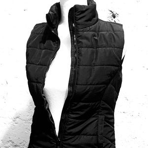 Black Aeropostale XS vest